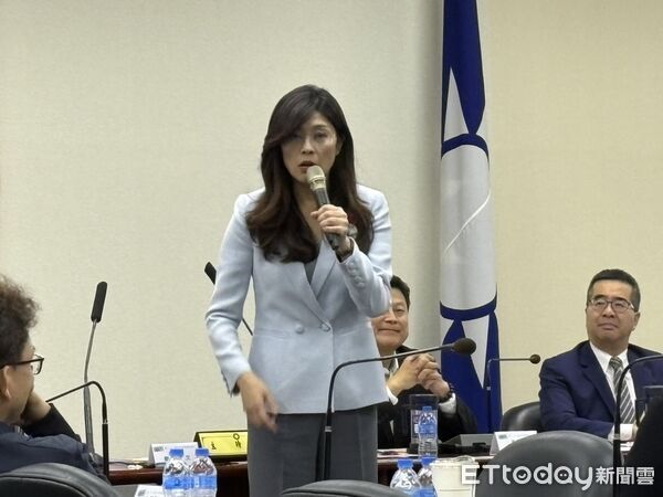 ▲▼鄭麗文宣布敦請王金平出任國民黨「最高顧問」。（圖／記者鄭佩玟攝）