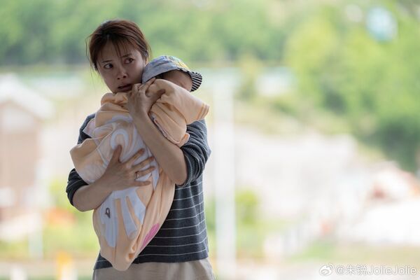 ▲▼陸女星自曝被私生跟蹤6年。（圖／翻攝自微博）