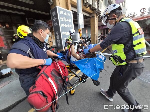▲▼    苗栗市中山路商業大樓火警         。（圖／記者楊永盛攝）