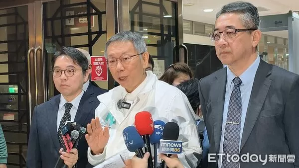 ▲▼涉犯京華城等案的柯文哲，今（24日）在全案辯論終結後，受訪批少數檢察官「老鼠屎搞壞一鍋粥」、嗆總統賴清德「快要變成明崇禎皇帝了！」（圖／記者黃哲民攝）