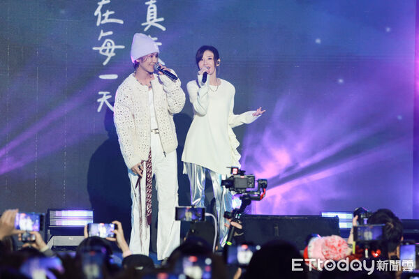▲▼《HOHOHO! 唱響平安夜》公益演唱會-蘇慧倫、鼓鼓。（圖／記者周宸亘攝）