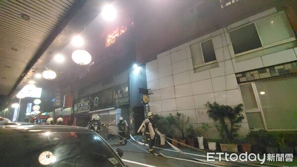 ▲▼北市民宅火警，2人明顯死亡。（圖／記者黃彥傑攝）