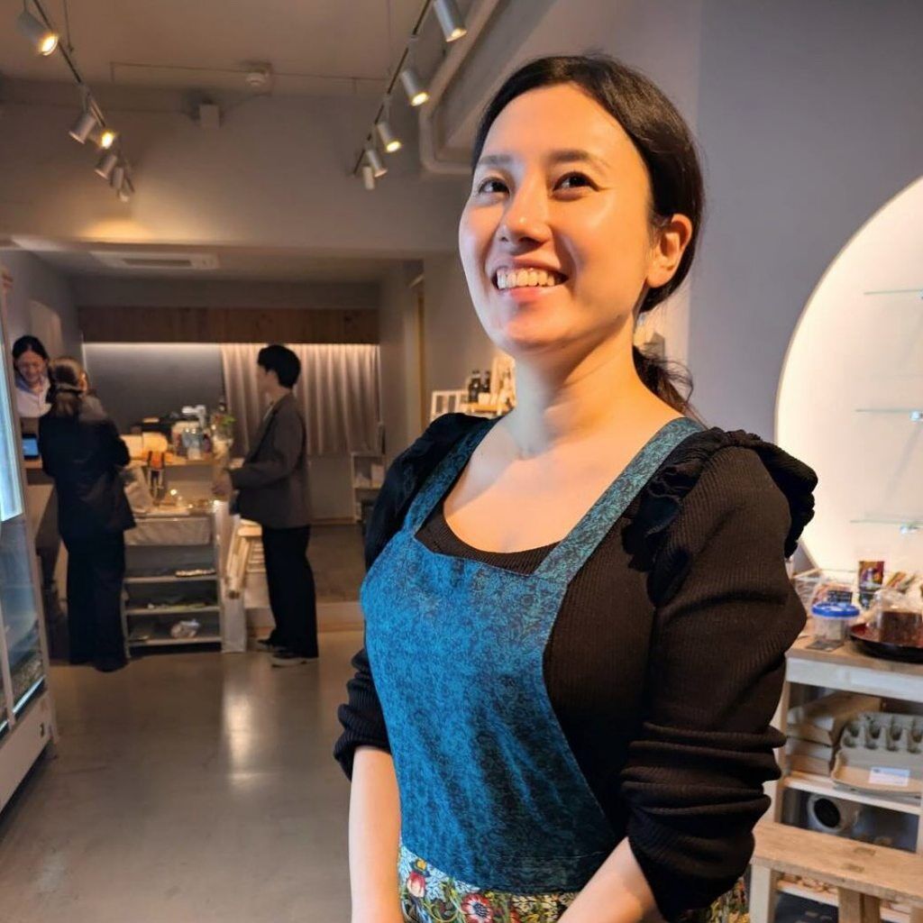 ▲▼居酒屋輕熟女過去是一位頂級AV女優。（圖／翻攝批踢踢）