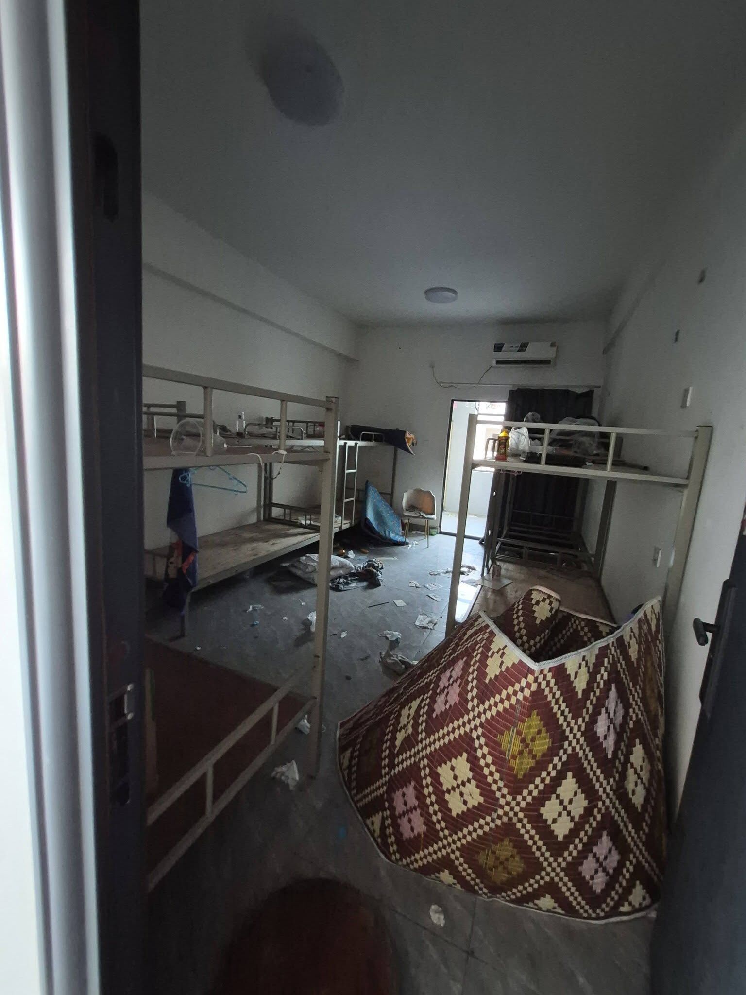 ▲▼民進黨新北市議員林秉宥前往緬甸境內，惡名昭彰的苗瓦迪地區的順達園區。（圖／／翻攝自Facebook／林秉宥）