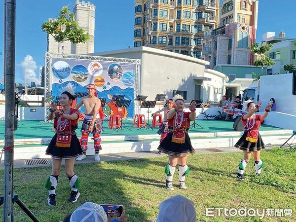 ▲▼七星潭社區海洋牽罟漁村體驗活動及表演廣場舞台新建暨周邊環境美化工程。（圖／花蓮縣政府提供，下同）