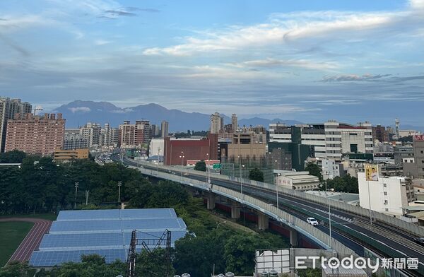 全國最大里掰了！明年7月「1分為4」　高雄7區21里分割裁併