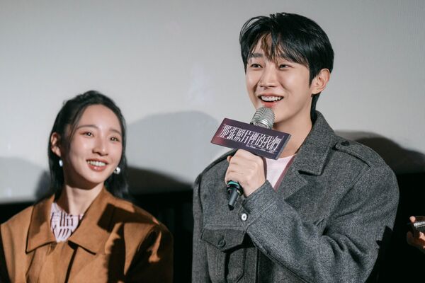 ▲《那張照片裡的我們》宋柏緯(左起)、李沐、振永現身包場映後，分享拍攝幕後花絮。（圖／瀚草文創GrX STUDIO提供）