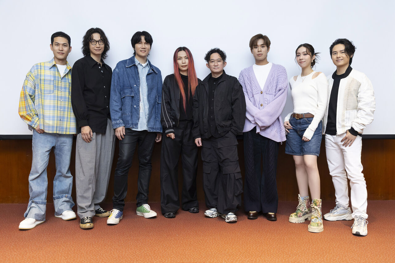 ▲▼ 宇宙人、Tizzy Bac、告五人、麋先生齊聚彰基致敬第一線白衣天使。（圖／相信音樂提供）