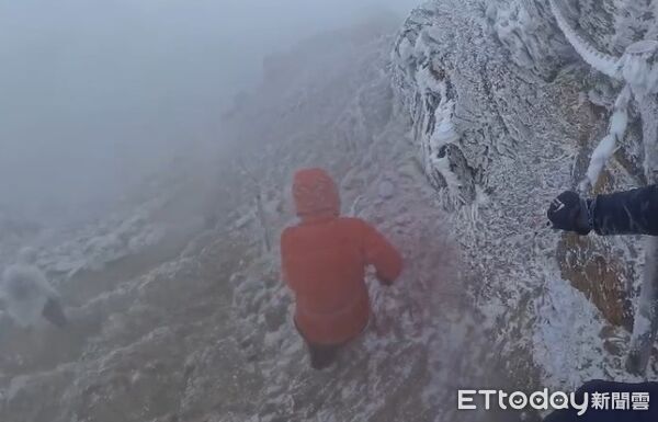 ▲昨日登玉山人數共80人、今日85人，玉管處副處長提醒注意雪季登山安全。（圖／記者高堂堯翻攝）