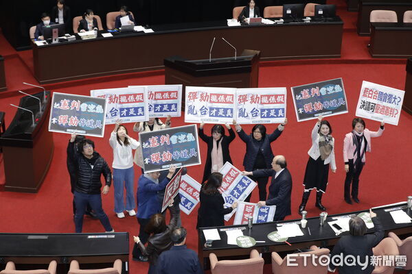 ▲▼立法院26日就國眾兩黨提出總統賴清德彈劾案進行表決。（圖／記者湯興漢攝）