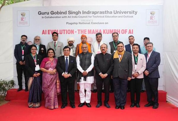 ▲印度副總統：AI應納入中小學及大學課程　正向合乎倫理的方式運用。（圖／印度新聞局）