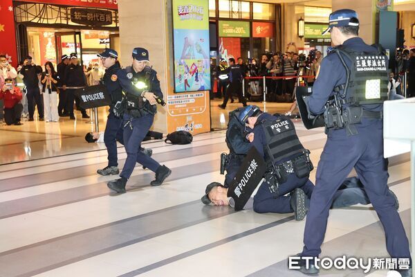 ▲▼北捷演練無差別攻擊。（圖／記者徐文彬攝）