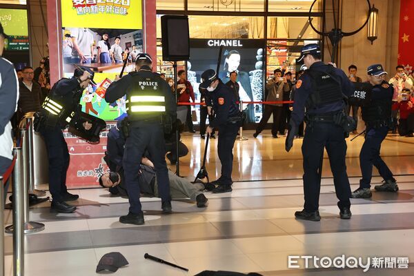 ▲▼北捷演練無差別攻擊。（圖／記者徐文彬攝）