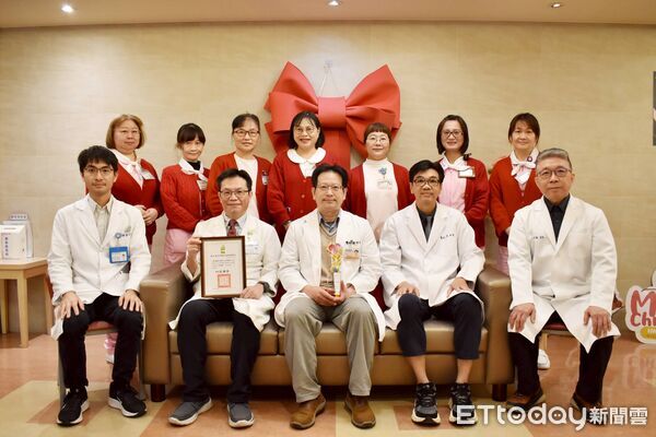 ▲尊重選擇、專業陪伴，林新醫院母嬰照護獲雙料大獎。（圖／記者游瓊華翻攝）