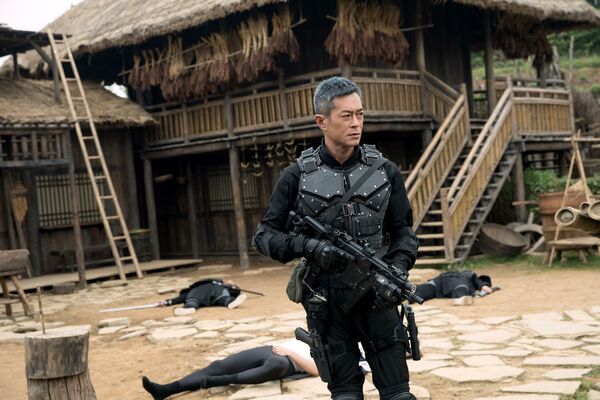 ▲《尋秦記》林峯、古天樂、宣萱、郭羨妮、朱鑑然、騰麗名。（圖／華映娛樂提供）