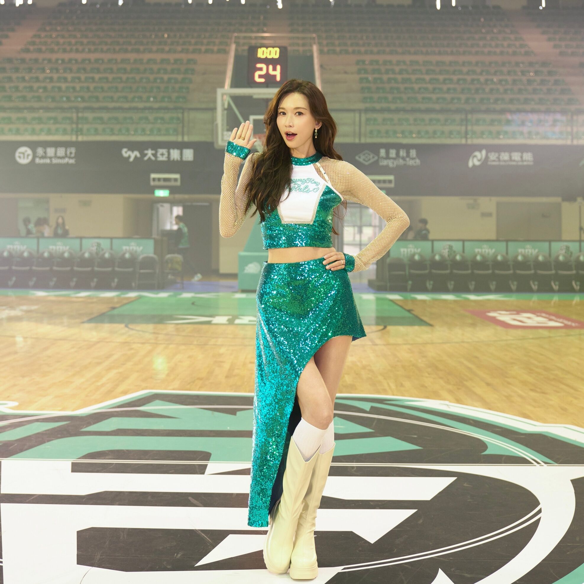 ▲林志玲化身啦啦隊女孩，為洋基工程籃球隊開幕。（圖／林志玲工作室提供）