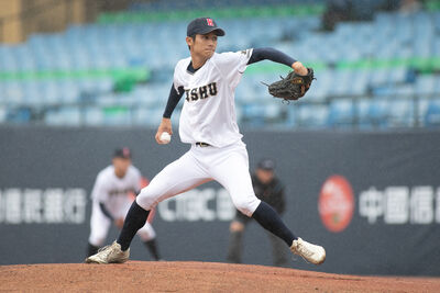 新垣有絃中一日先發　笑談台灣回憶：小籠包吃10顆、小綠人會跑　