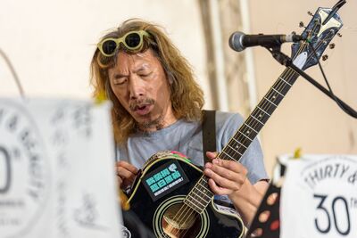 金曲歌王「拿美工刀割光水管上橡膠」　釣出水電工曝恐怖後果