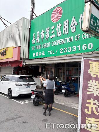 ▲▼    嘉市警強化防搶演練，逼真程度讓提款民眾誤信報案  。（圖／嘉義市警局提供）