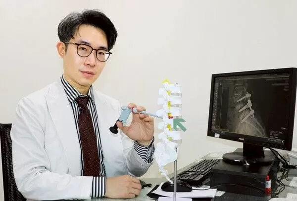 ▲六旬婦靠超微創手術隔天出院重獲新生