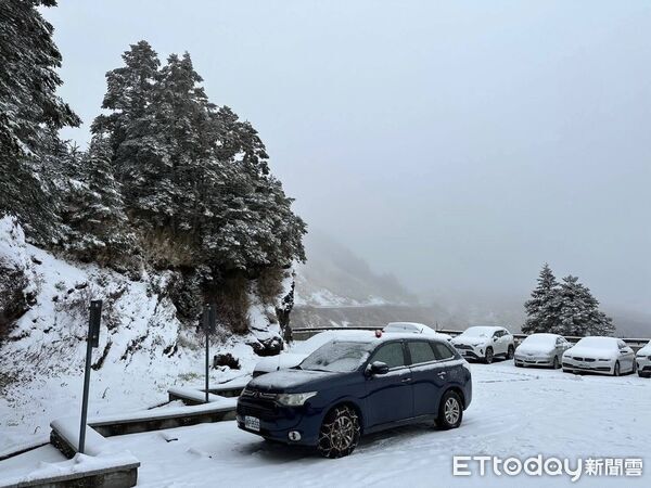 ▲▼合歡山積雪30公分。（圖／林保署提供）