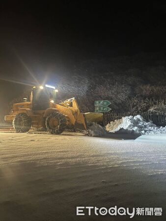 ▲▼合歡山積雪30公分。（圖／林保署提供）