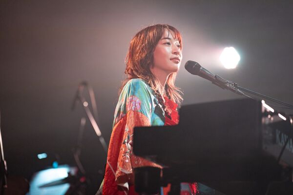 ▲破億點擊樋口愛來台唱八里跨年　許願吃夜市美食。（圖／寬寬整合提供）