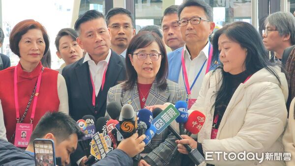 ▲▼台北市副市長林奕華於上海參訪梅賽德斯奔馳文化中心。（圖／記者陳煥丞攝）