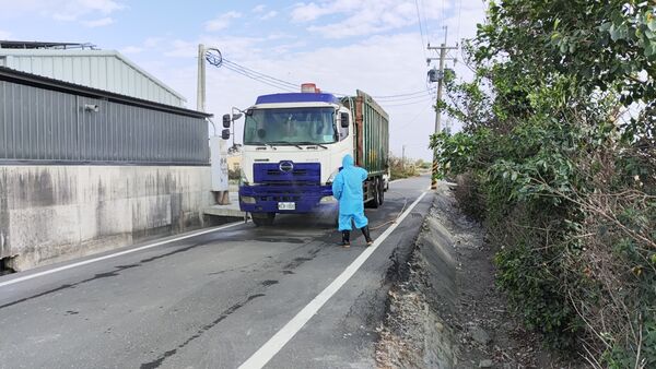 ▲芳苑一處蛋雞場確診禽流感撲殺2萬7千多隻雞。（圖／彰化動物防疫所提供）