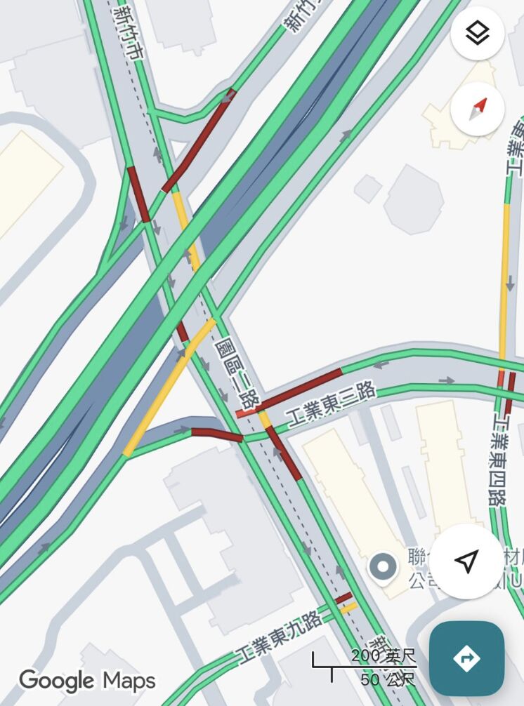 ▲▼地震發生後，竹科附近路段逐漸湧入車潮。（圖／翻攝Threads）