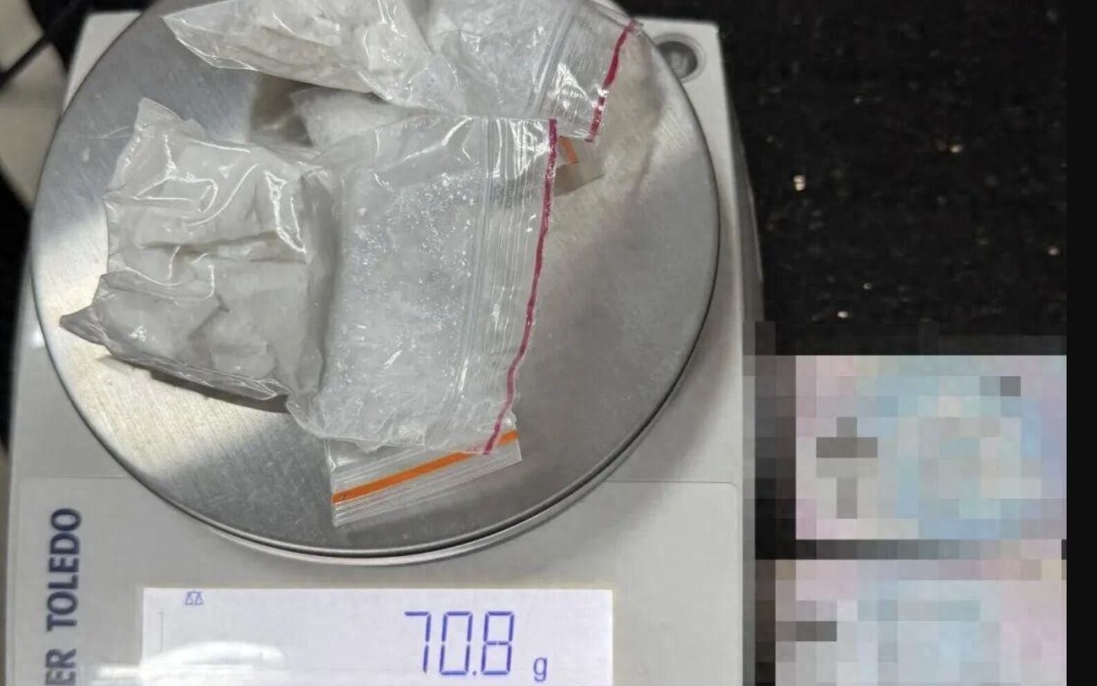 ▲大陸一名男子在內褲褲檔裡藏毒被逮。（圖／翻攝極目新聞）