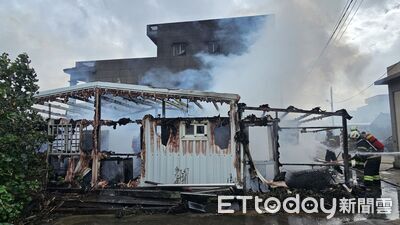 澎湖鐵皮屋大火！黑煙直竄燒成骨架　疑製作燒餅油酥釀禍