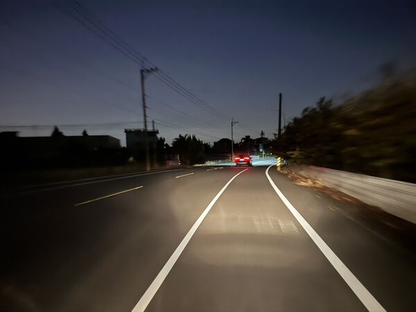 ▲139縣道大彰路路燈突然不亮。（圖／民眾提供）