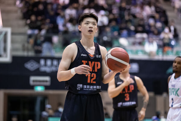 ▲領航猿盧峻翔、李家慷，洋基工程葉惟捷、張鎮衙。（圖／PLG提供）