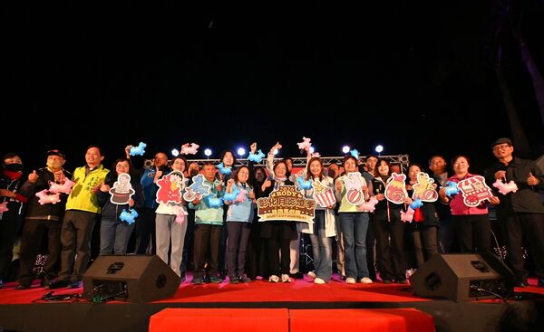 ▲為期65天的彰化月影燈季今晚開燈現場湧入6萬人到場。（圖／縣府提供，以下同）