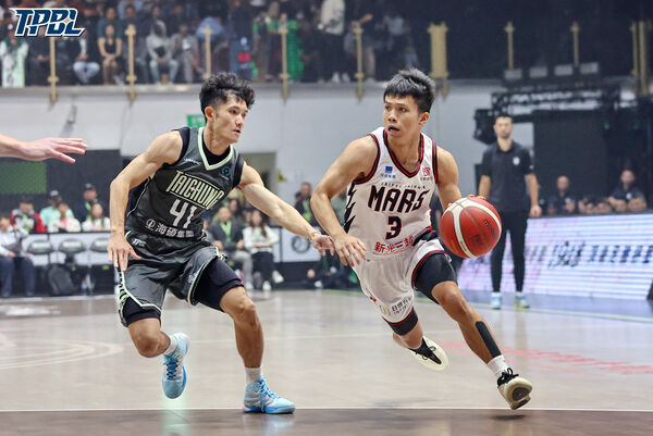 ▲臺北台新戰神丁聖儒（右）。（圖／TPBL提供）