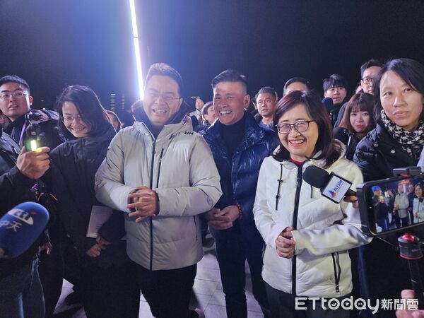 ▲▼台北市副市長林奕華一行晚間參訪上海徐匯濱江一帶。20251227（圖／記者陳冠宇攝）