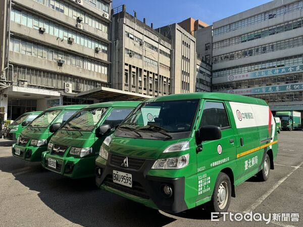 ▲▼中華郵政,郵局,郵務車,投遞。（圖／記者李姿慧攝）