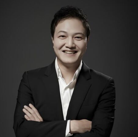 ▲▼ ▲▼高一女學生被攔住拍照！精緻五官有演員長相　爸爸竟是大咖演員。（圖／翻攝自MBC YouTube、paentactors_official IG）