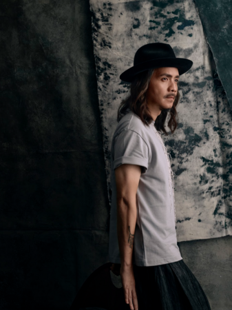 ▲▼ 小護士樂團主唱許霈文推出個人首張台語專輯。（圖／許霈文、周星瀚提供）