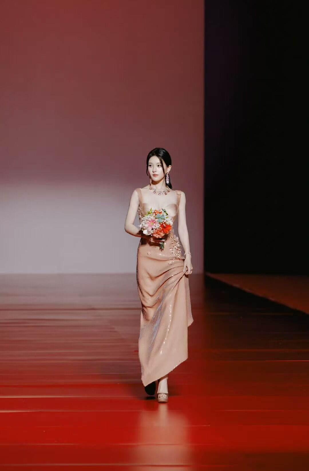 ▲▼  趙露思。（圖／翻攝自趙露思微博工作室）