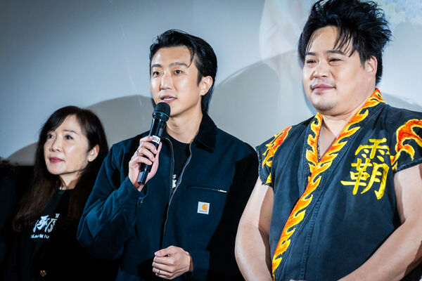 ▲《叫我驅魔男神》舉辦「驅魔趴」搶先試映會，印度男神阿建巴吉瓦合體林哲熹、張懷秋、高捷、吳震亞。（圖／光盛影業提供）