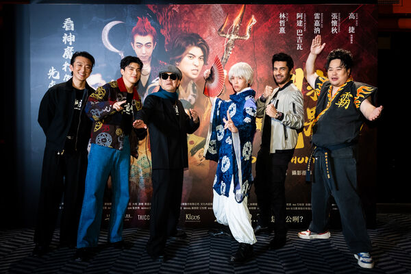 ▲《叫我驅魔男神》舉辦「驅魔趴」搶先試映會，印度男神阿建巴吉瓦合體林哲熹、張懷秋、高捷、吳震亞。（圖／光盛影業提供）