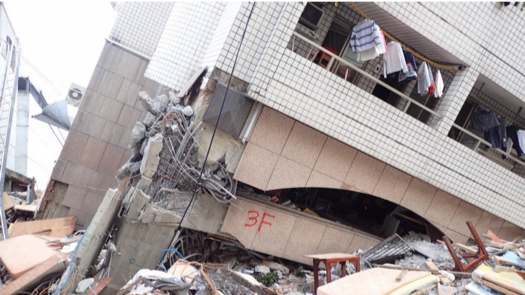 ▲▼ 地震，梁柱            。（圖／戴雲發提供）