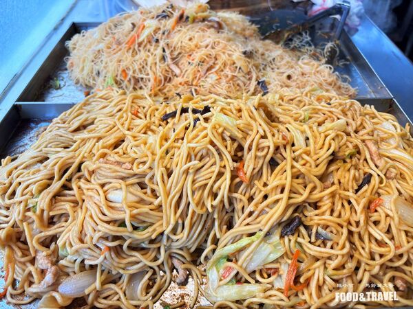 ▲▼文化北路30元平價小吃。（圖／部落客陳小可提供）