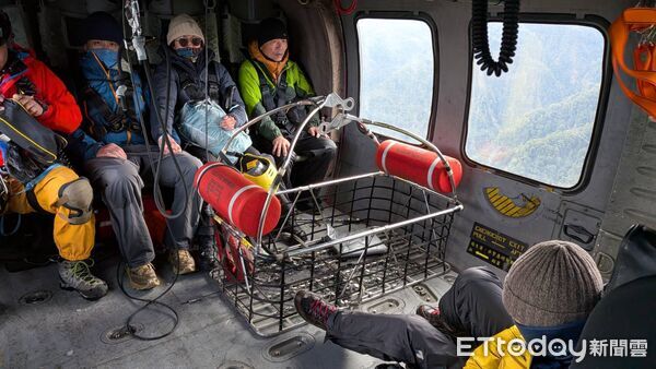 ▲▼   台中市和平區博可爾草原鞍部山難救援，任務圓滿          。（圖／記者李陳信得翻攝）
