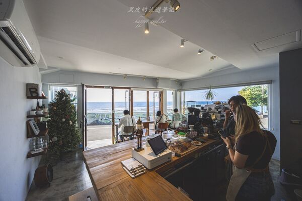 ▲▼漁村中的海景咖啡廳。（圖／部落客黑皮提供）