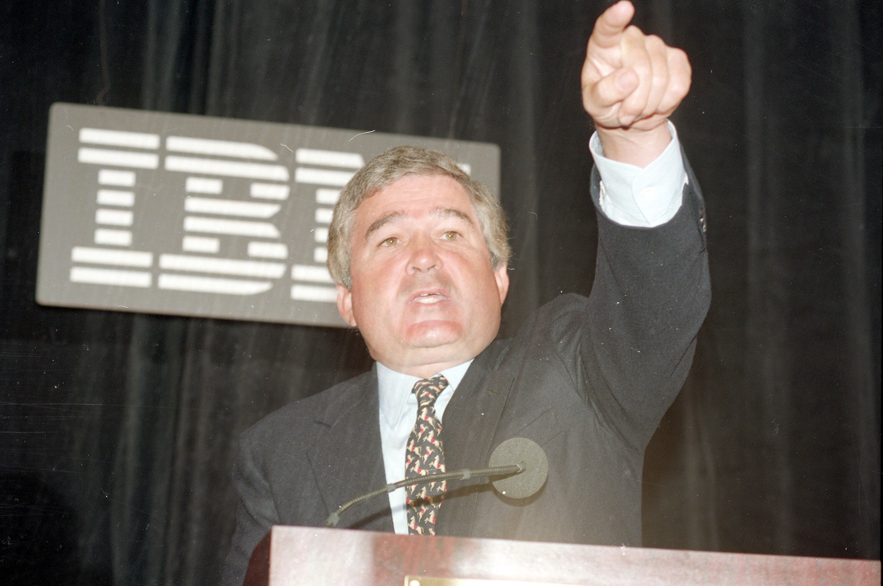 ▲▼IBM前執行長葛斯納近日以83歲高齡辭世。（圖／達志影像／美聯社）