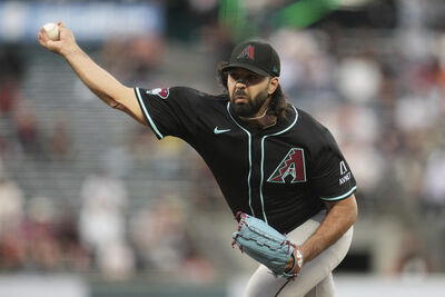 克里斯馬特找到新東家回到遊騎兵