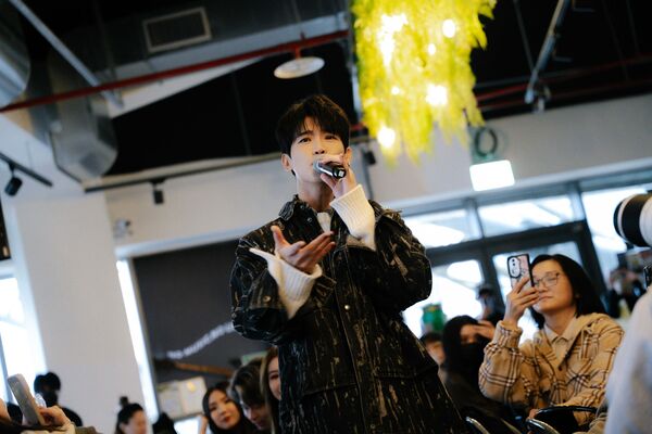 ▲▼洪言翔重拾麥克風升格當創作歌手。（圖／抓馬文化提供）